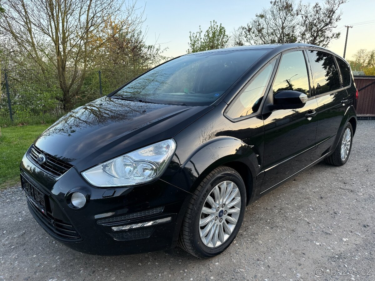 Ford S-Max 2.0TDCI.120KW,Navi,7 Míst,Tažné, 2014