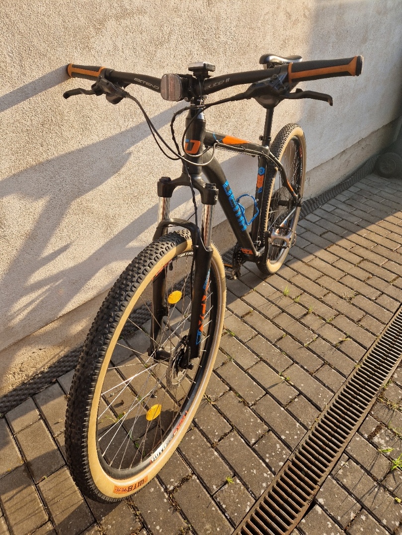 Horské kolo DEMA ,rám - L (19), kola - 29 palců