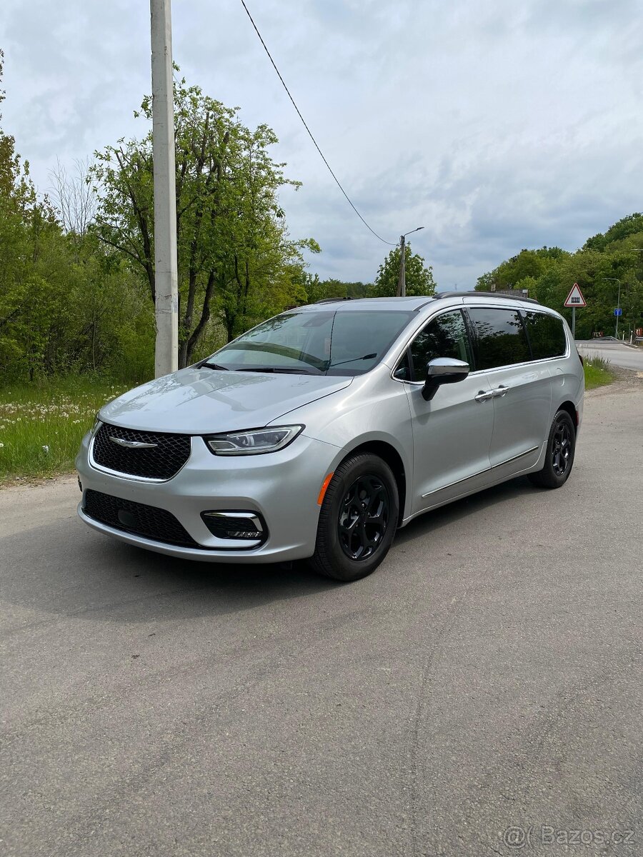 Chrysler Pacifica Limited 3.6 V6 r.v.2023
