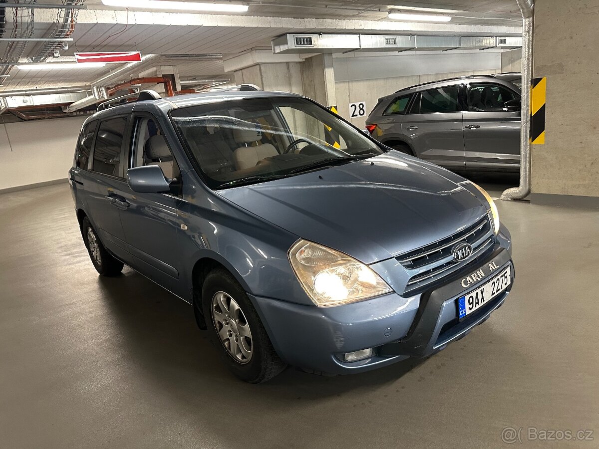 KIA CARNIVAL 7 místní
