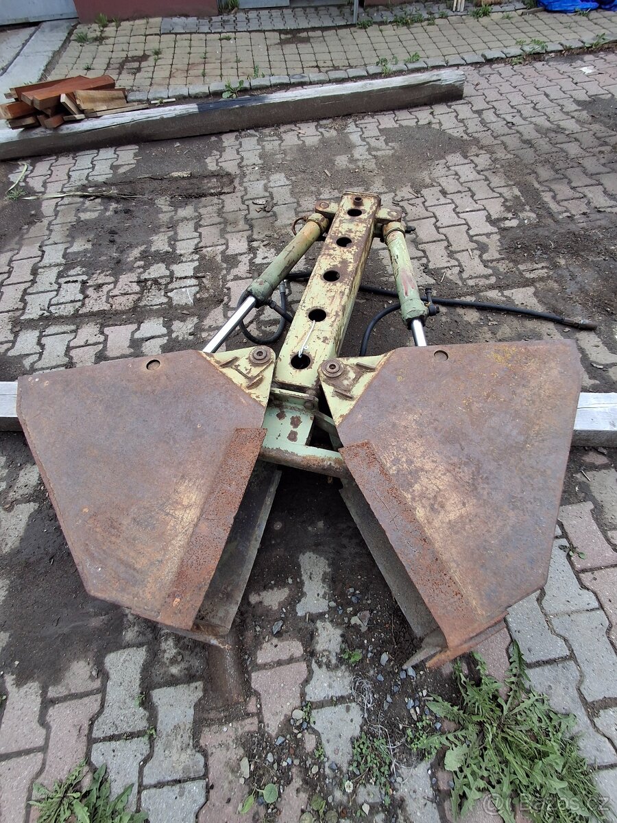 Drapak na T174/2