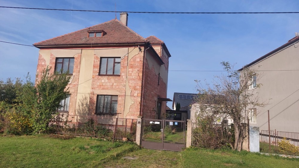 Prodej vily 160 m², pozemek 776 m² Červený Dvůr, Hradec Král