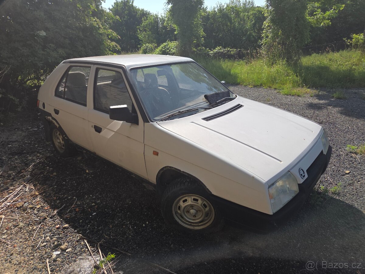 Škoda favorit 136l
