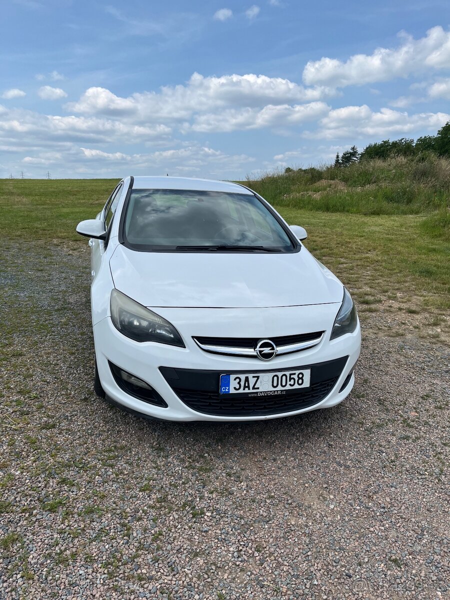 Opel Astra J
