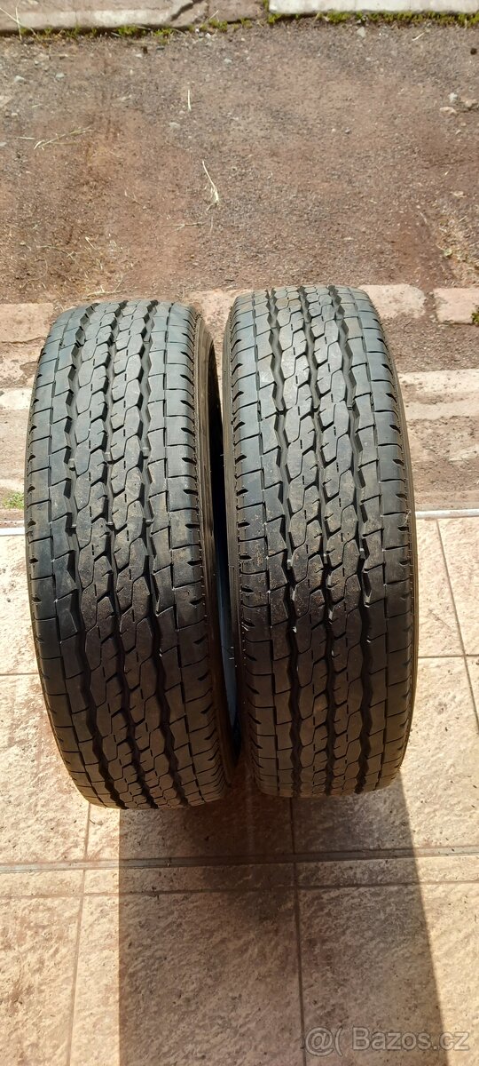 195/70/15C 104/102R