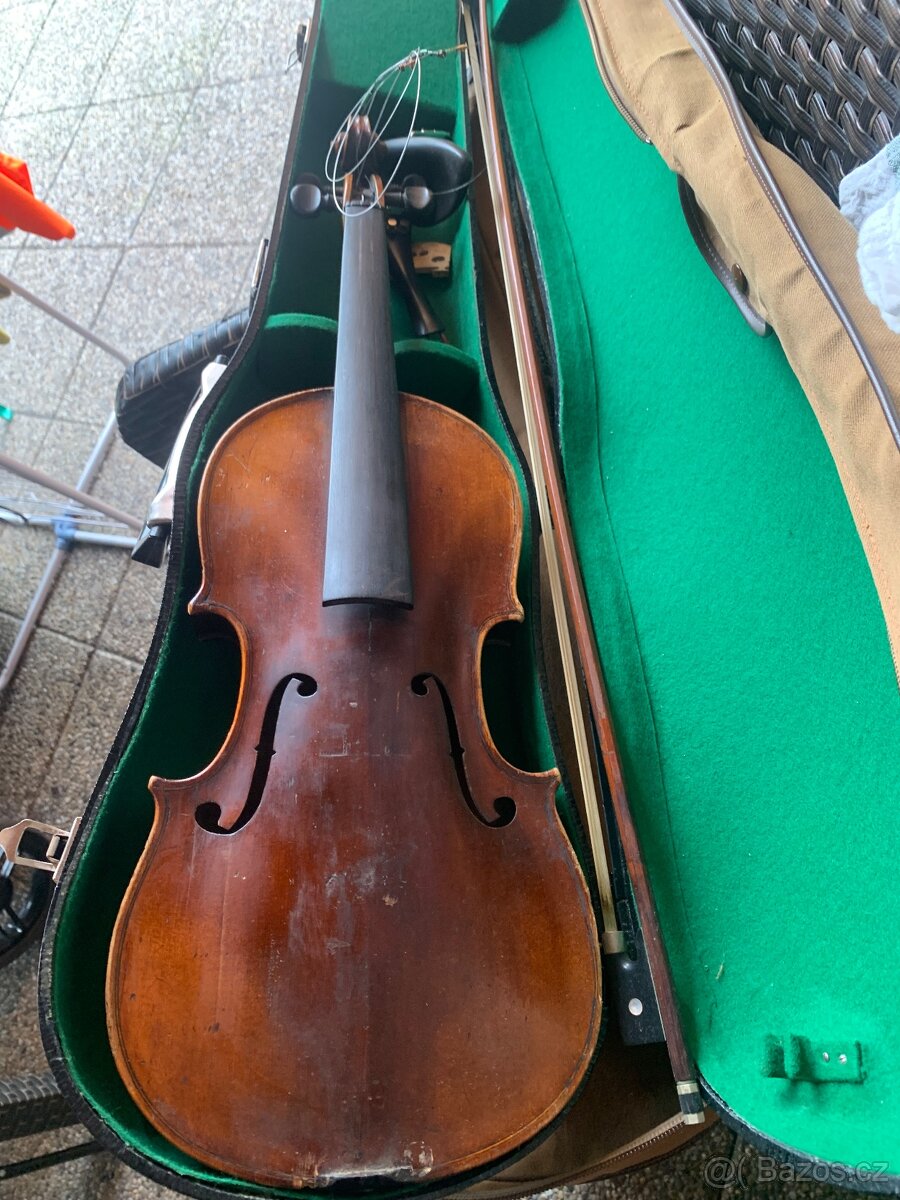 Staré housle