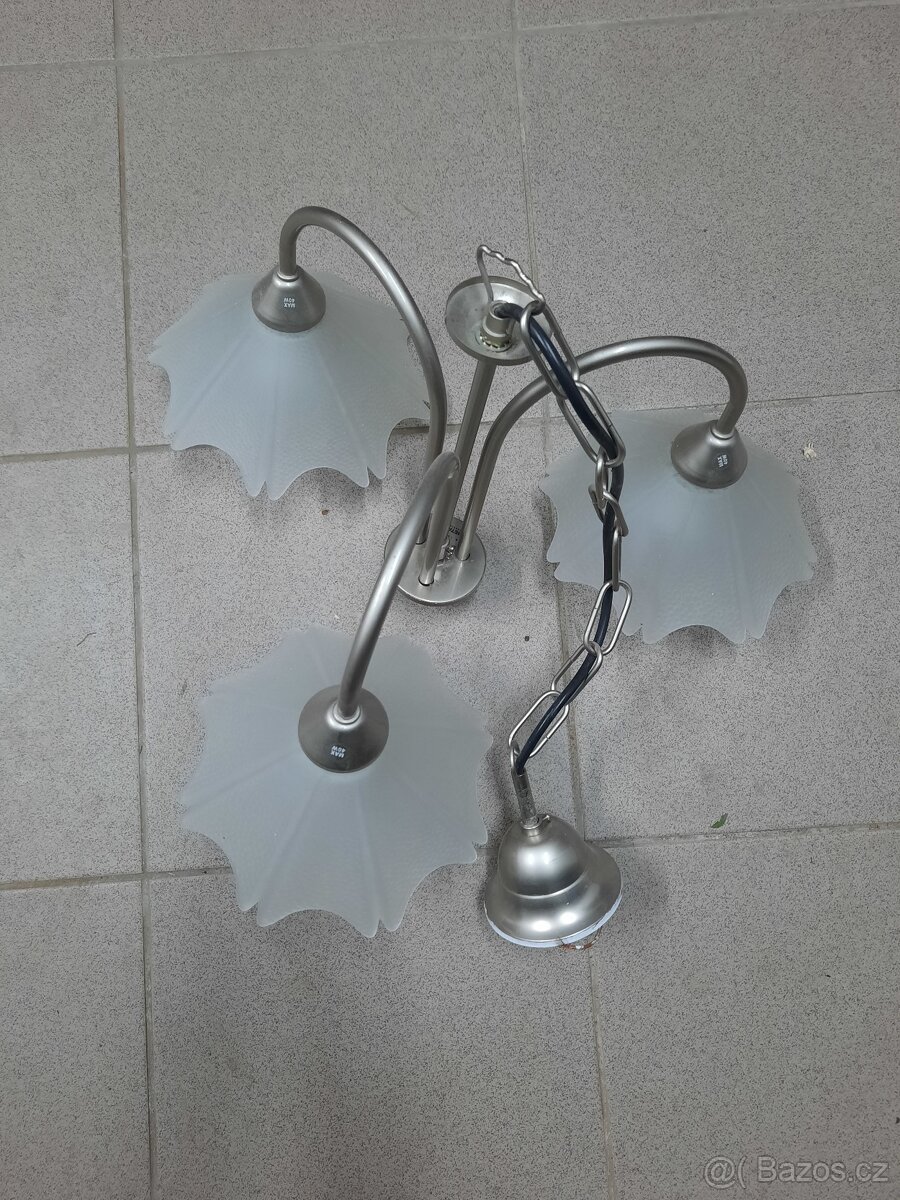 Lustr trojramenný