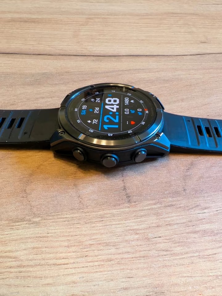 Chytré hodinky Garmin Fenix 8 Amoled 51 mm Uhr