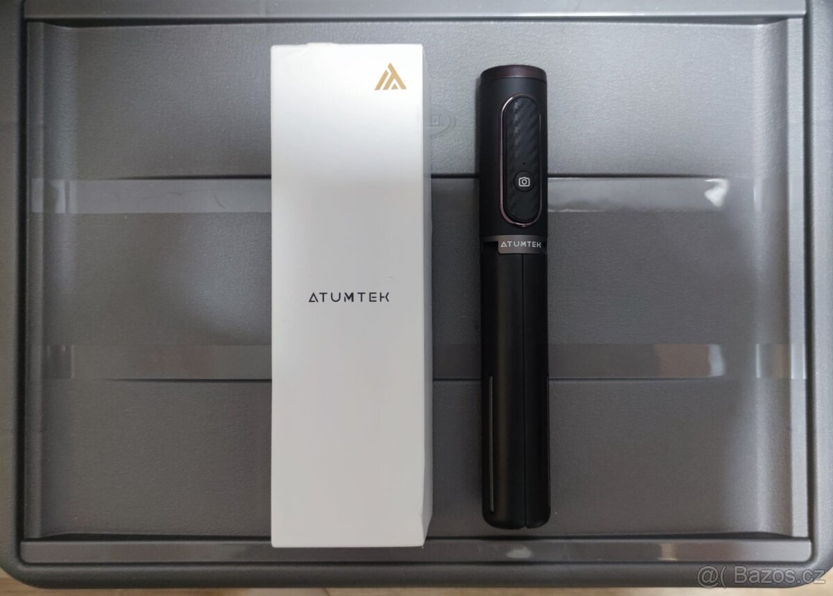 Nový skládací stativ/selfie tyč pro mobil Atumtek, s vyjímat