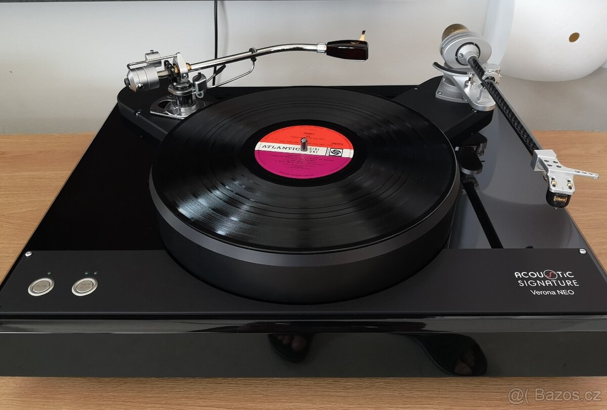 gramofon  ACOUSTIC SIGNATURE - VERONA - MOŽNOST ODPOČTU DPH