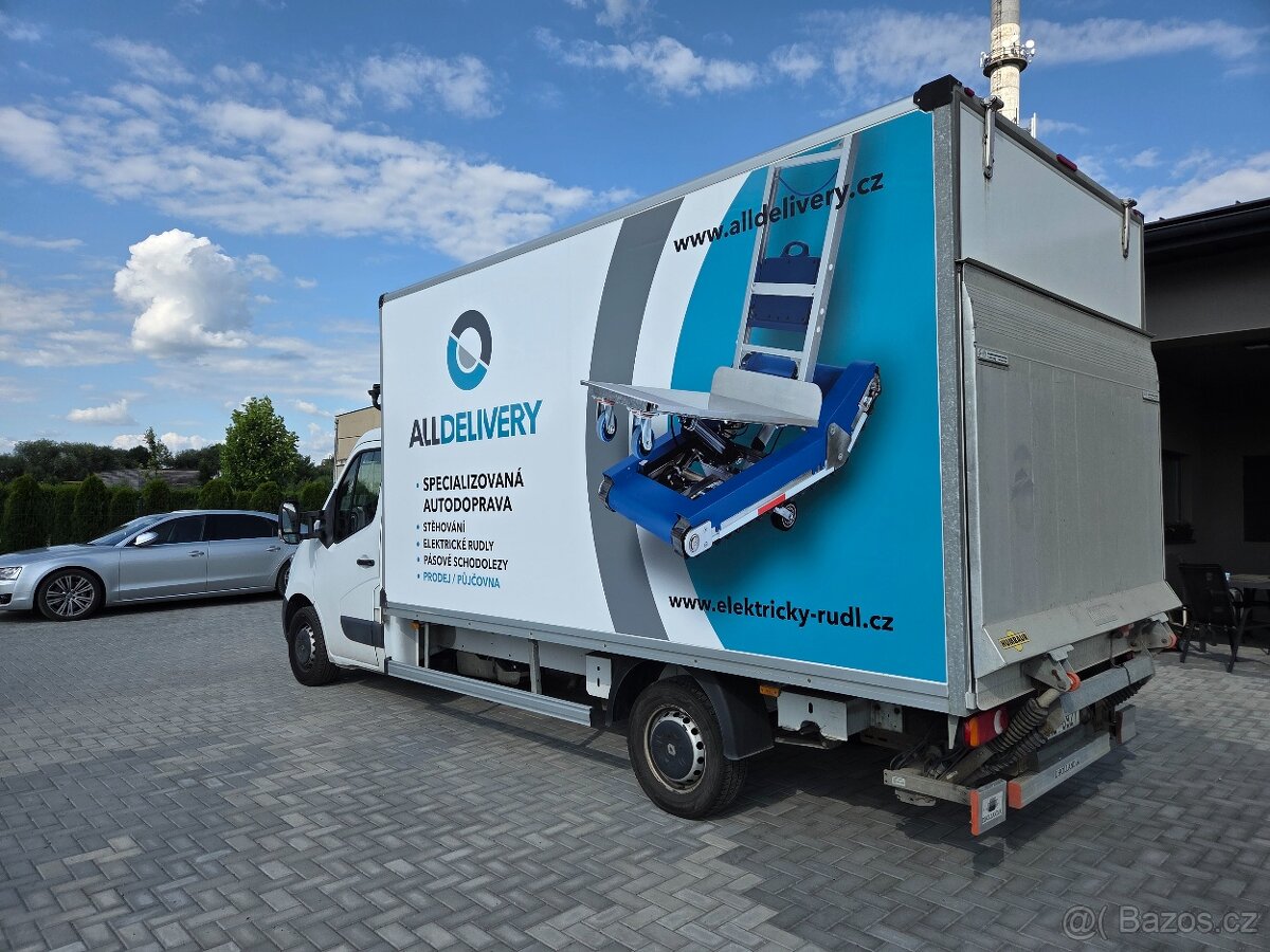 AUTODOPRAVA. STĚHOVÁNÍ.  MANIPULAČNÍ TECHNIKA. 8 PALET ČELO.