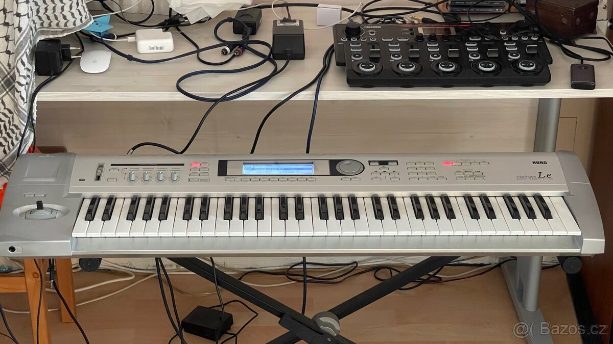 Workstation / syntezátor Korg Triton Le