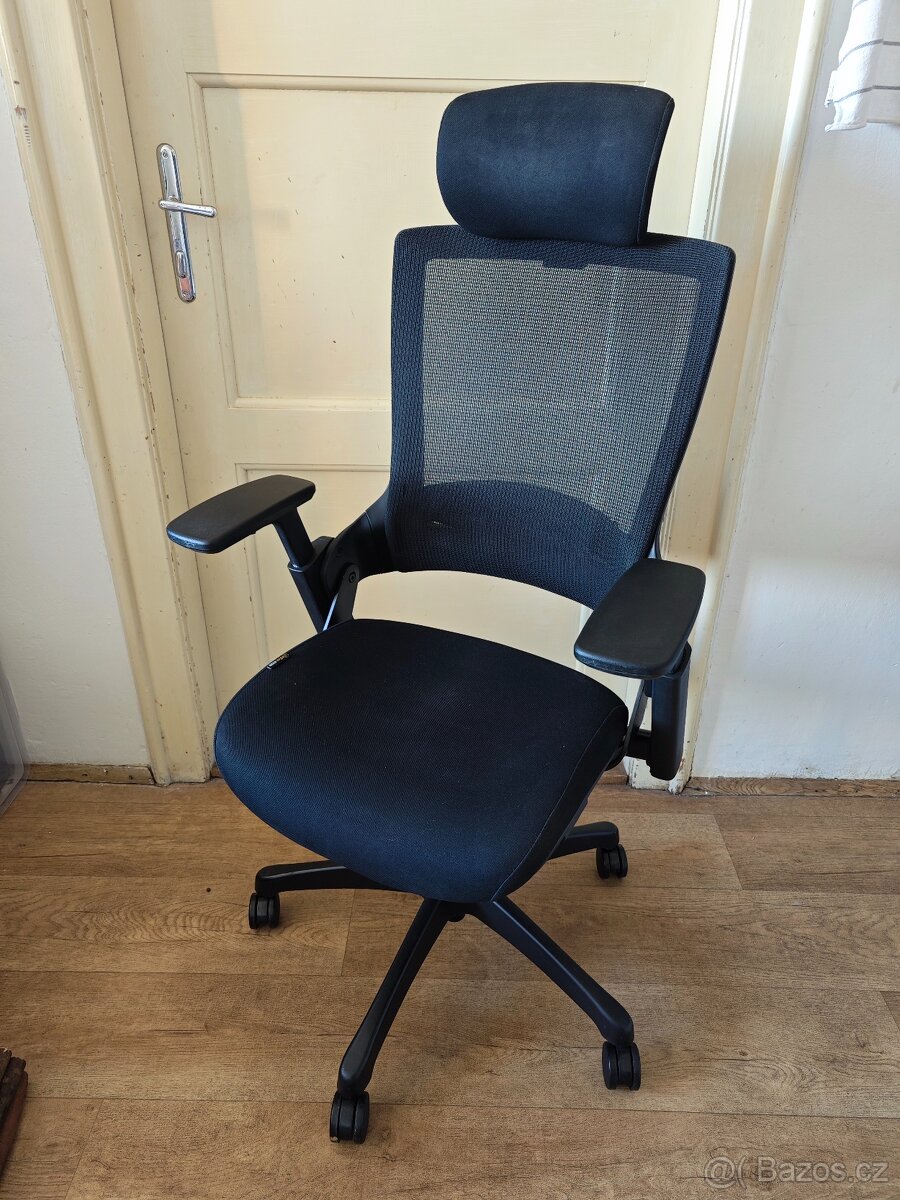 Ergonomická kancelářská židle