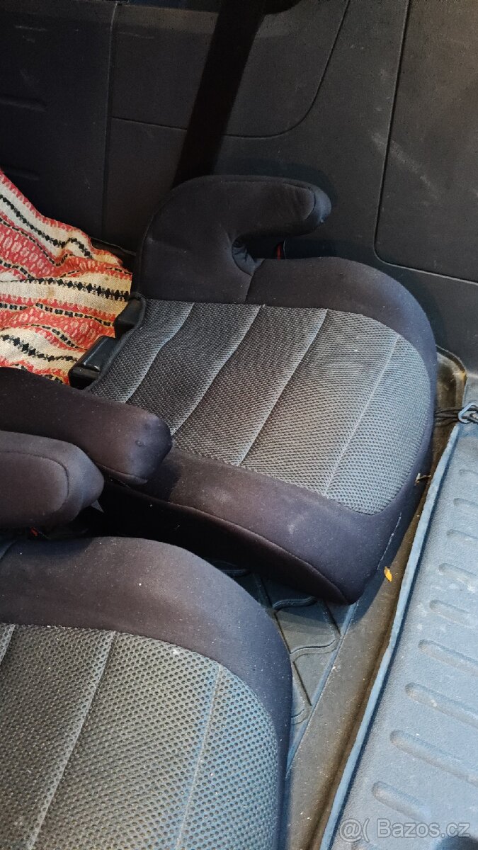 2ks Podsedáky ISOfix