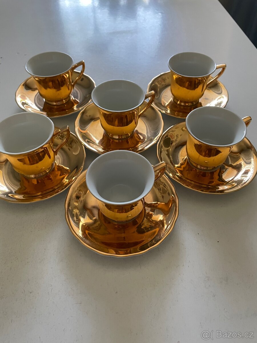 Set kávové soupravy 6 hrnečků a 6 taliřků