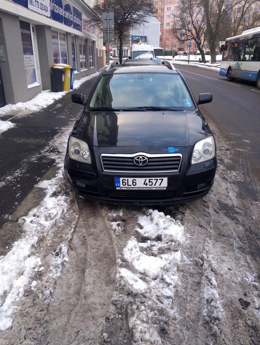 Toyota Avensis 2.2 D