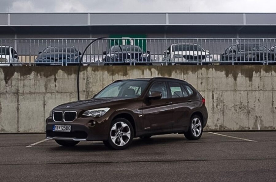BMW X1 r.2010 , 110kw 4x4