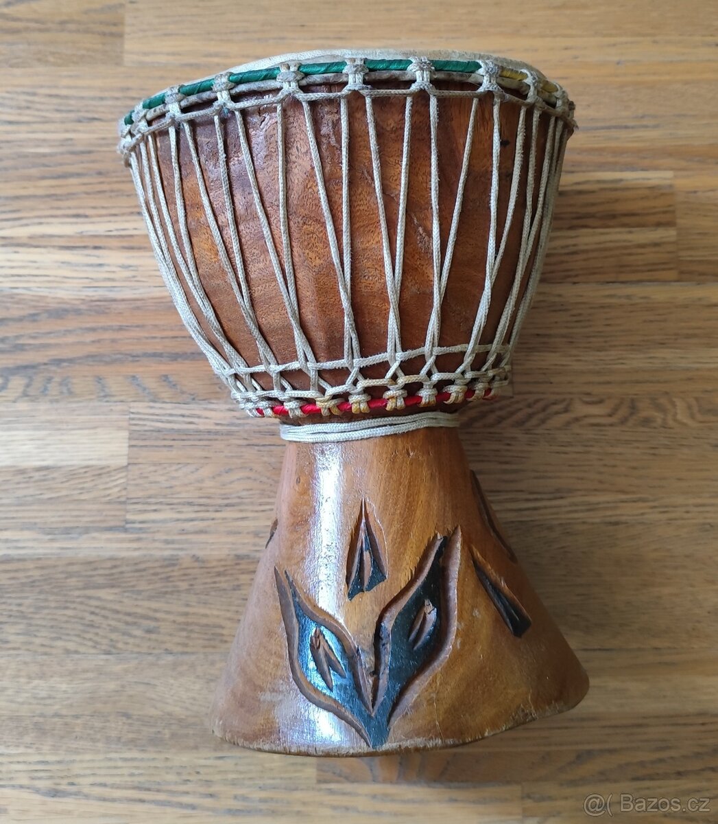 AFRICKÝ BUBEN (DJEMBE) PRŮMĚR 20 cm/VÝŠKA 26,5 cm