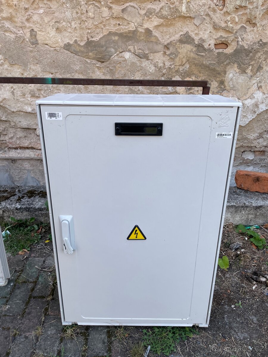 Rozpojovací distribuční rozvaděč