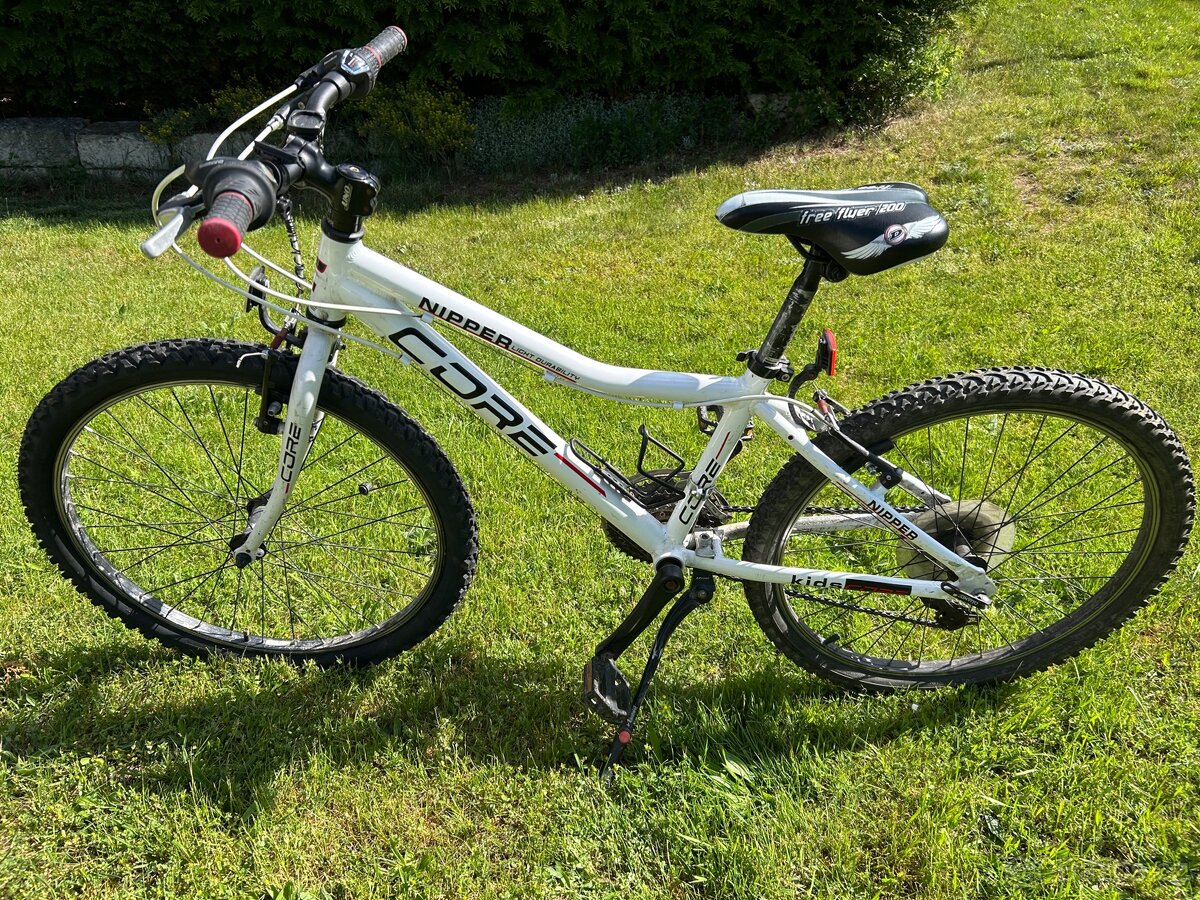 REZERVACE-Prodám dětské horské kolo Core Nipper 24
