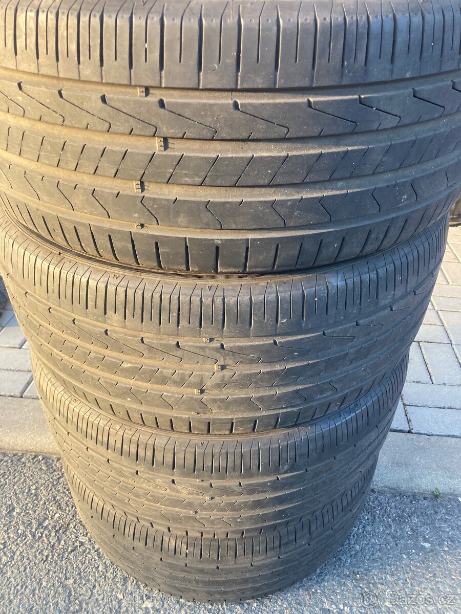 Sada 4x letni pneu HANKOOK VENTUS 235/45/18, 94V