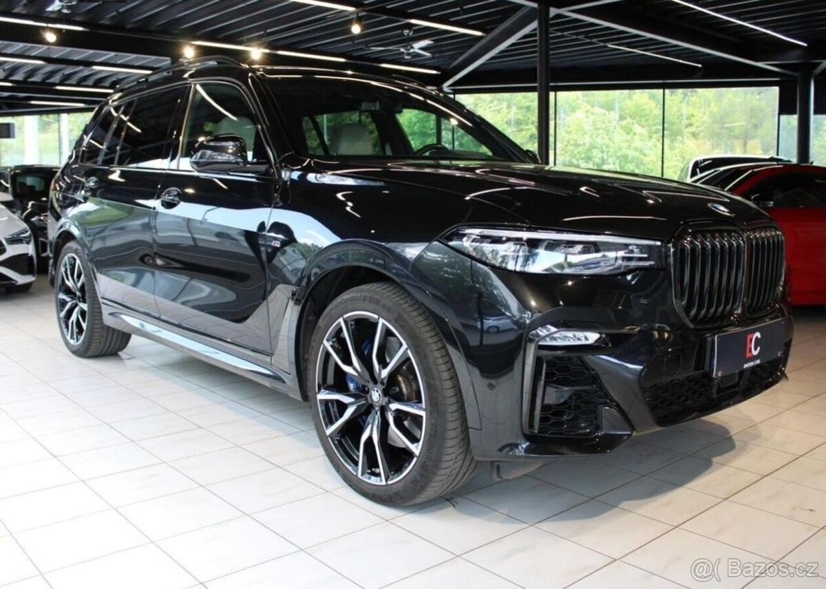 BMW X7 xDrive40d M Sport Individual / nafta poloautomat