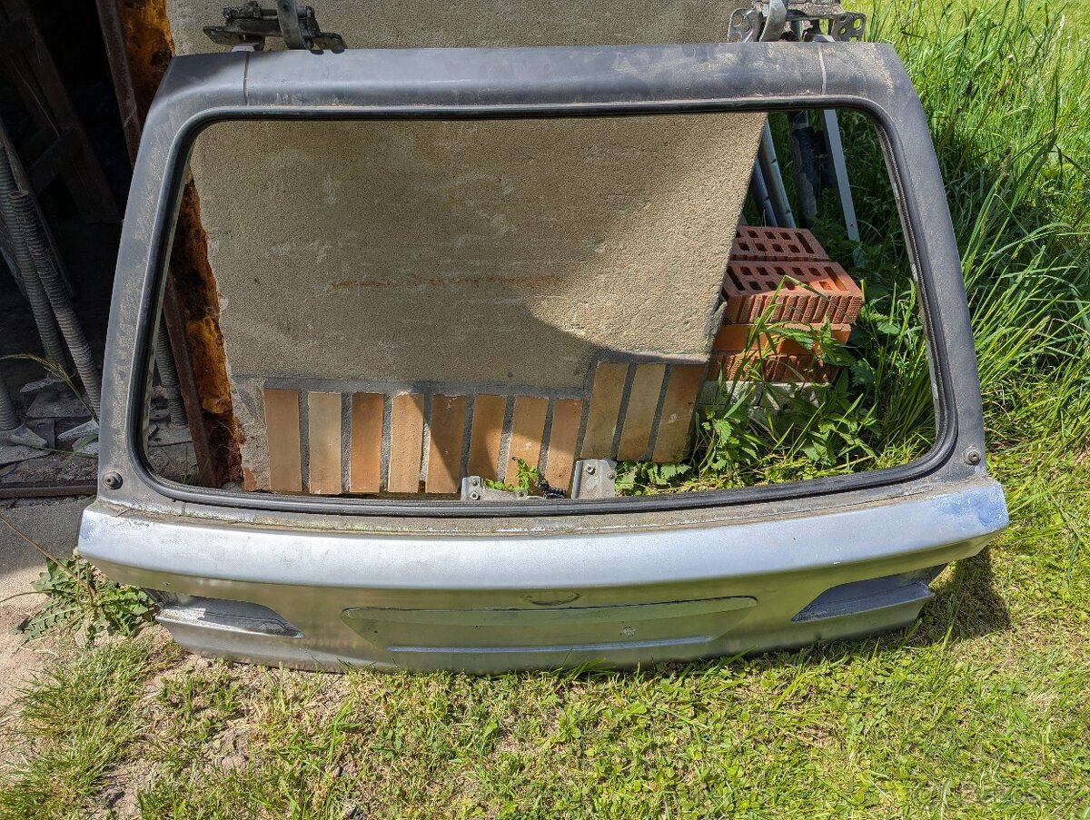 Zadní dveře BMW E39 Touring