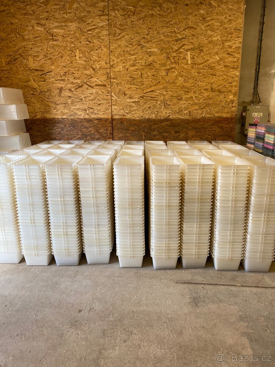 chovné bedny/boxy  t4 a t3 , víka t3 a t4