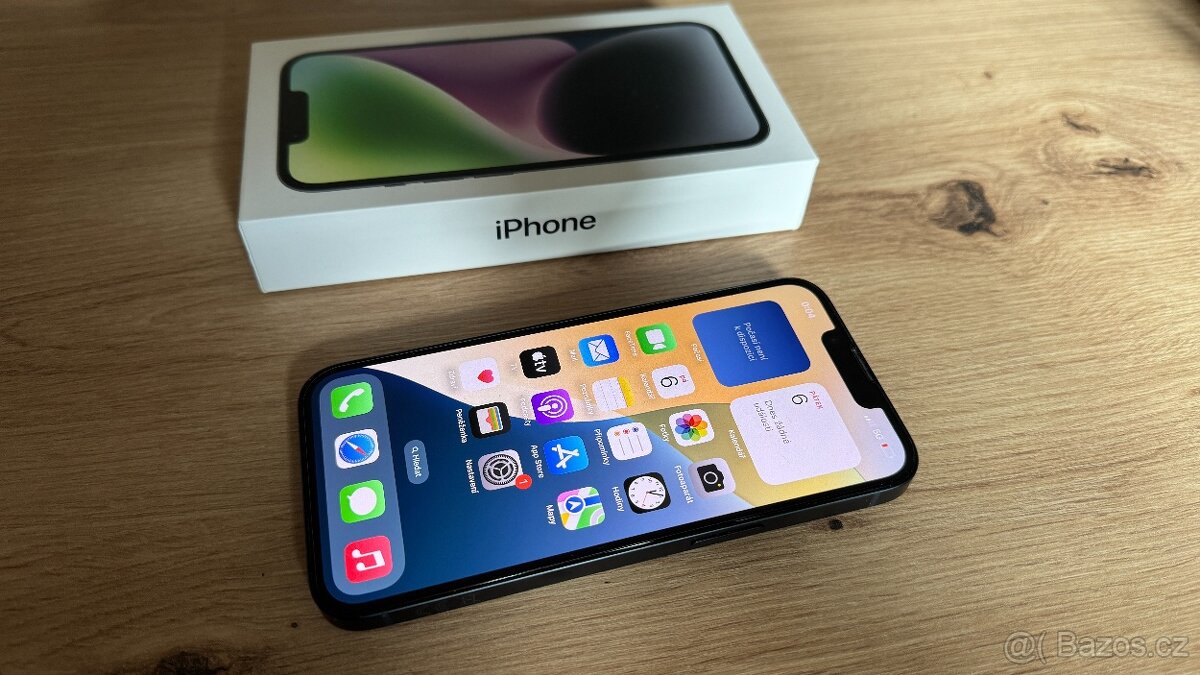 Apple iPhone 14 128GB, příslušenství, 8500Kč