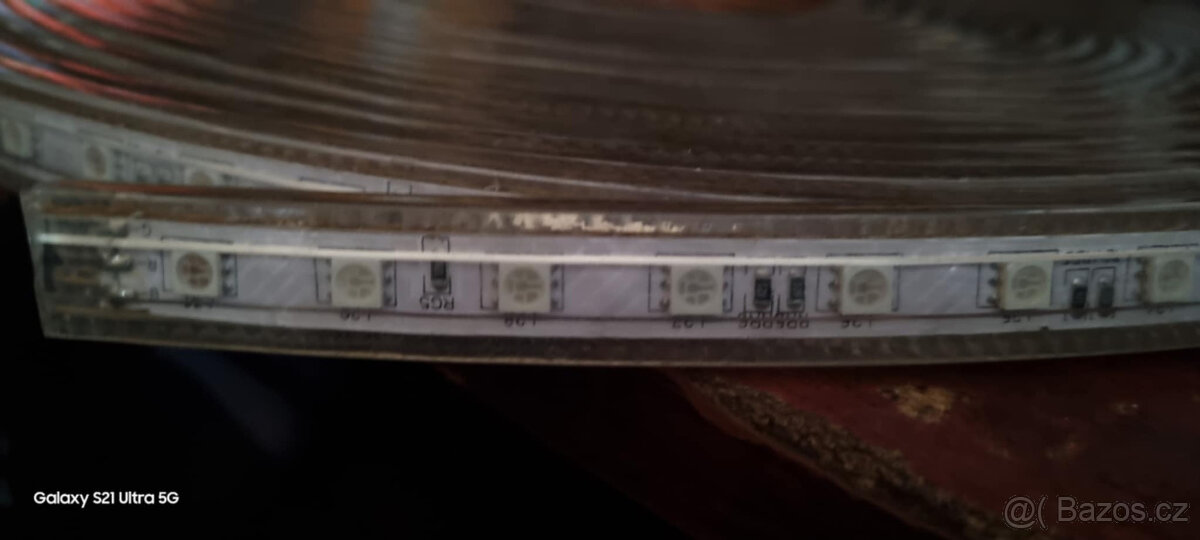 LED pásek 60x5050SMD, 230V, 10W/m, voděodolný, IP67, RGB