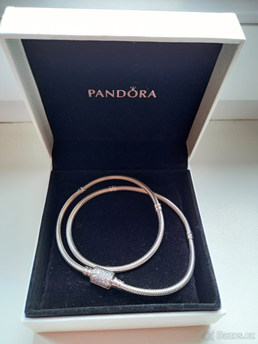 Dvojitý náramek Pandora