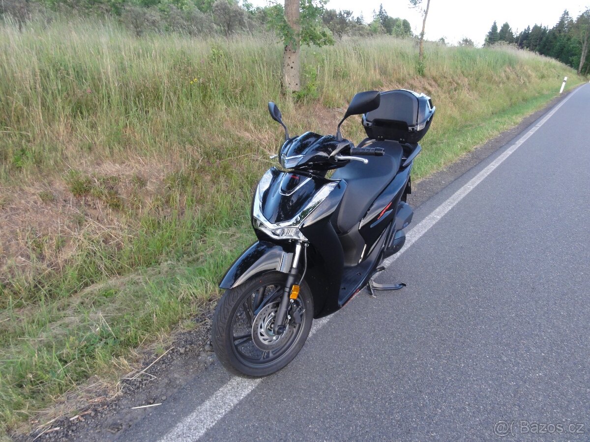 Skútr Honda Sh 150 2023