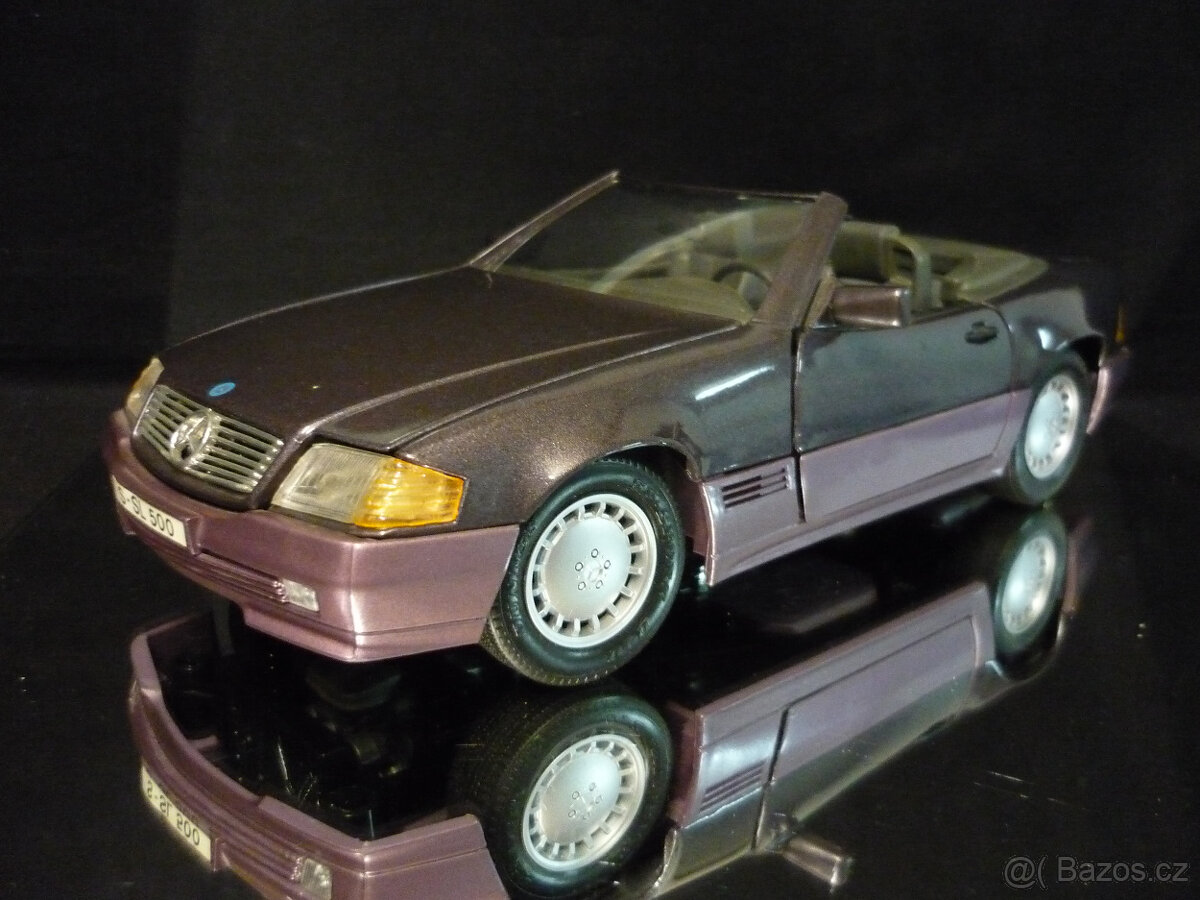 Mercedes Benz 500 SL fialový Maisto 1/18
