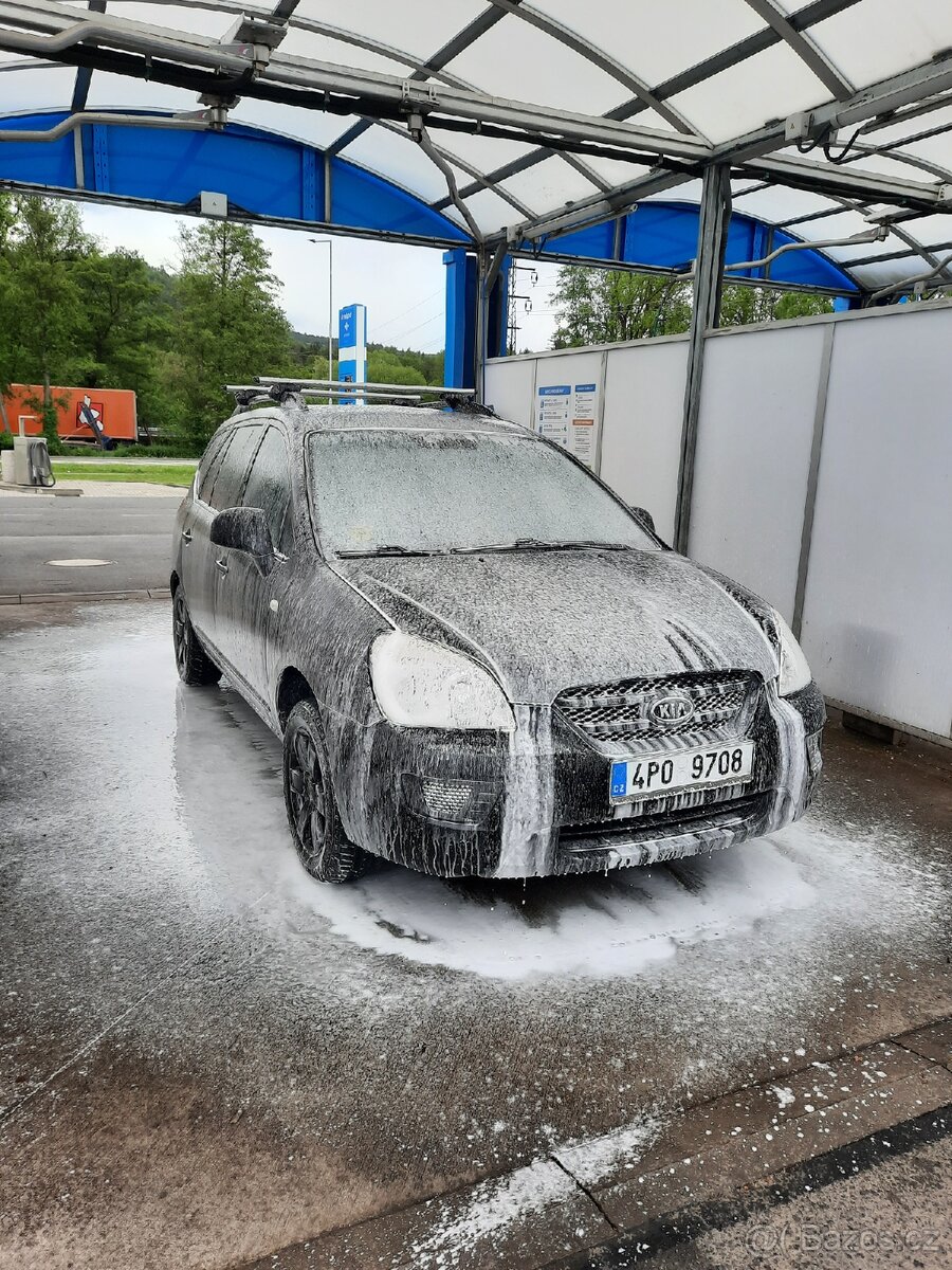 Kia Carens