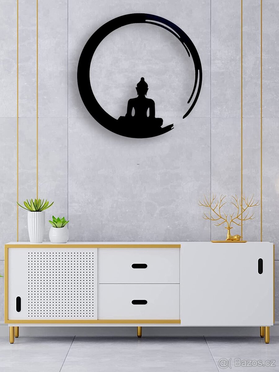 Černý kovový Buddha