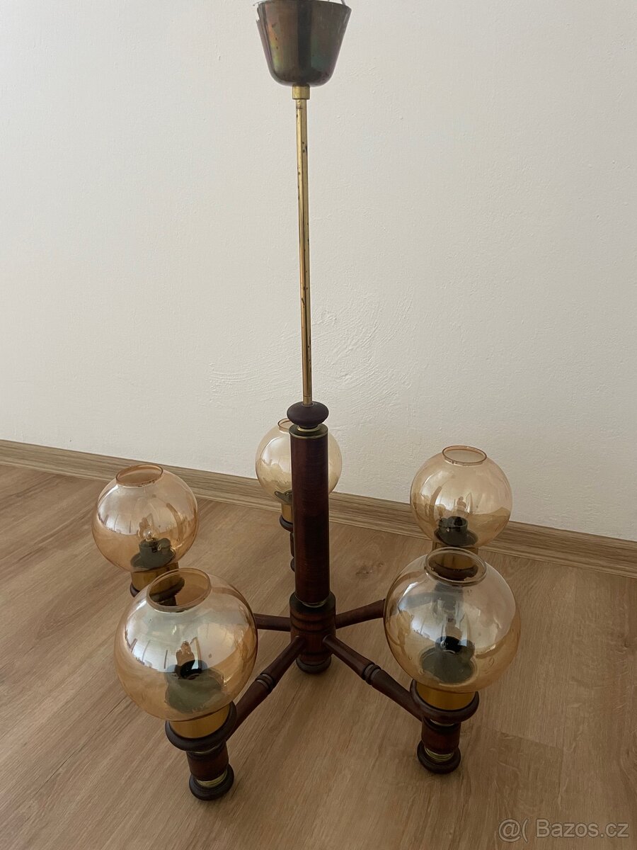 Daruji lustr