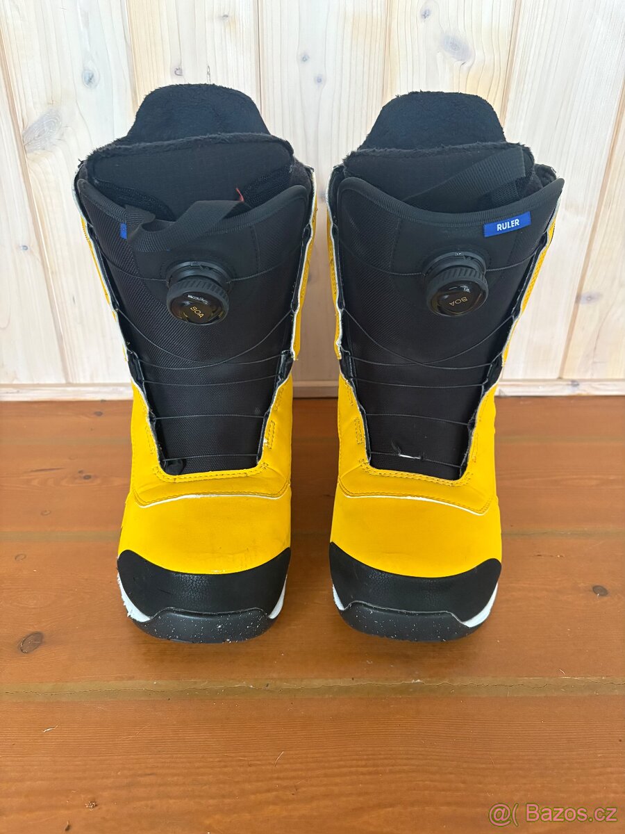Burton Ruler Boa goldenrod UK 10,5 (EUR 44,5) PC 9 000 Kč