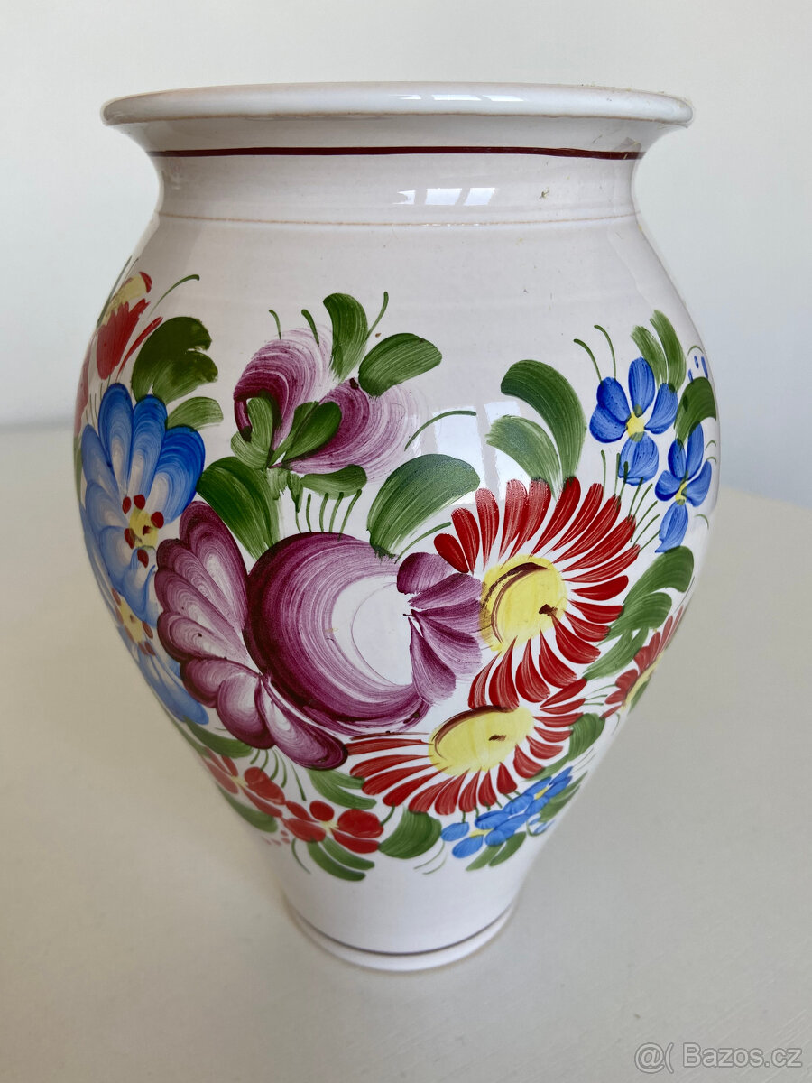 Keramická váza, vázička, chodská keramika. 19,8 cm.