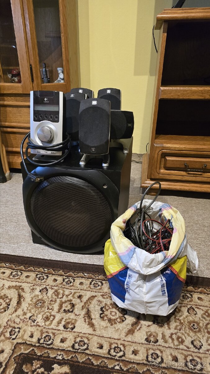 Prodáme sestavu Logitech Z-5500