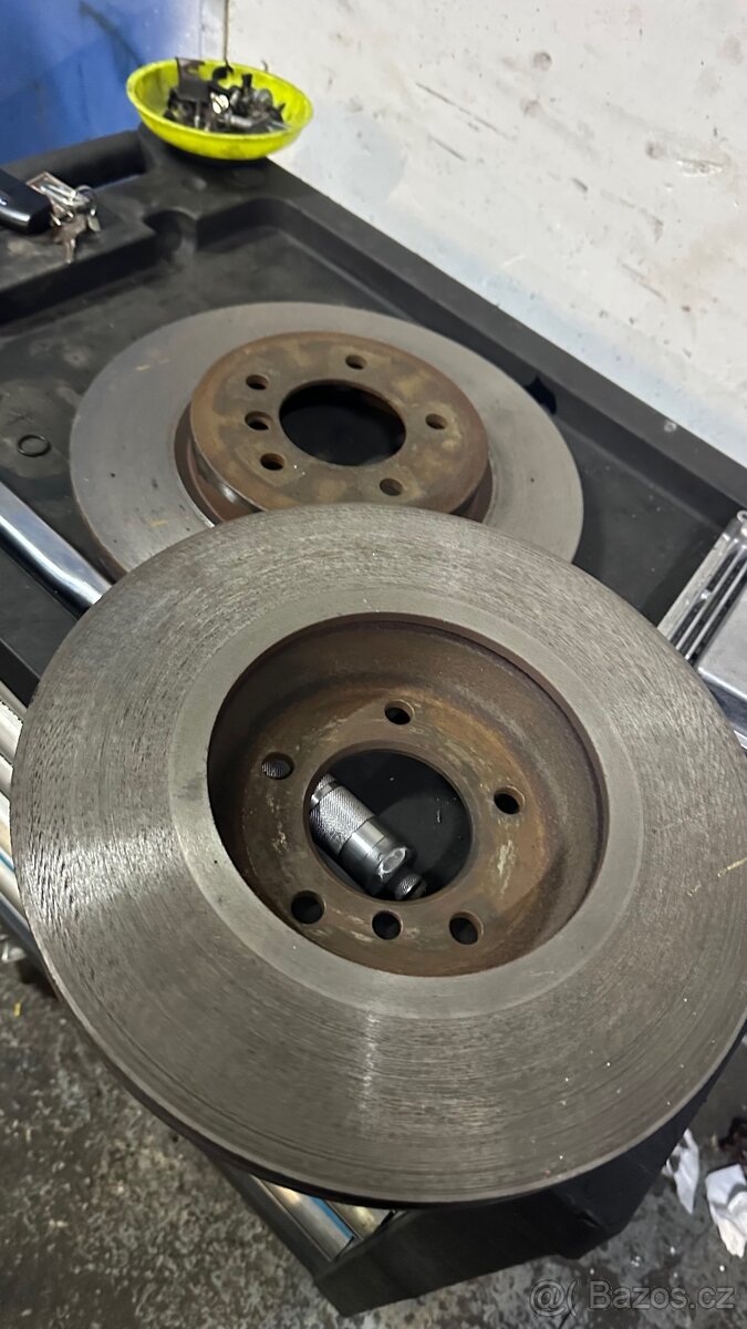 E46 Brzdové kotouče