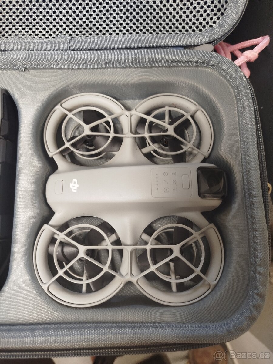 DJI NEO