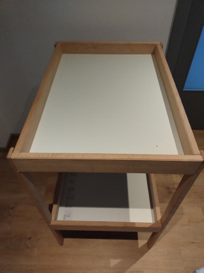 Přebalovací pult prodám