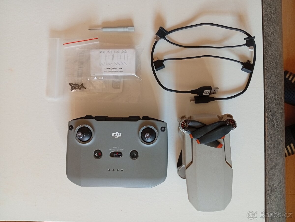 Dron DJI Mini 2 SE