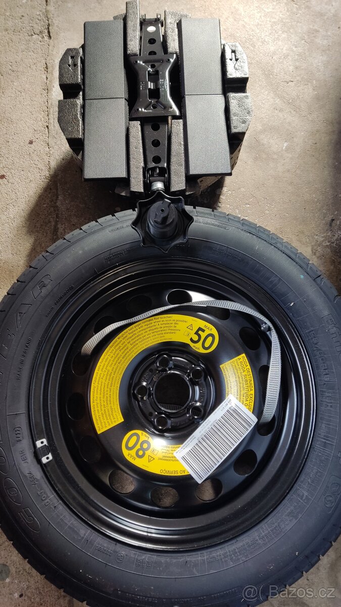 box pro Škoda výplň rezervní kolo s heverem a klíče