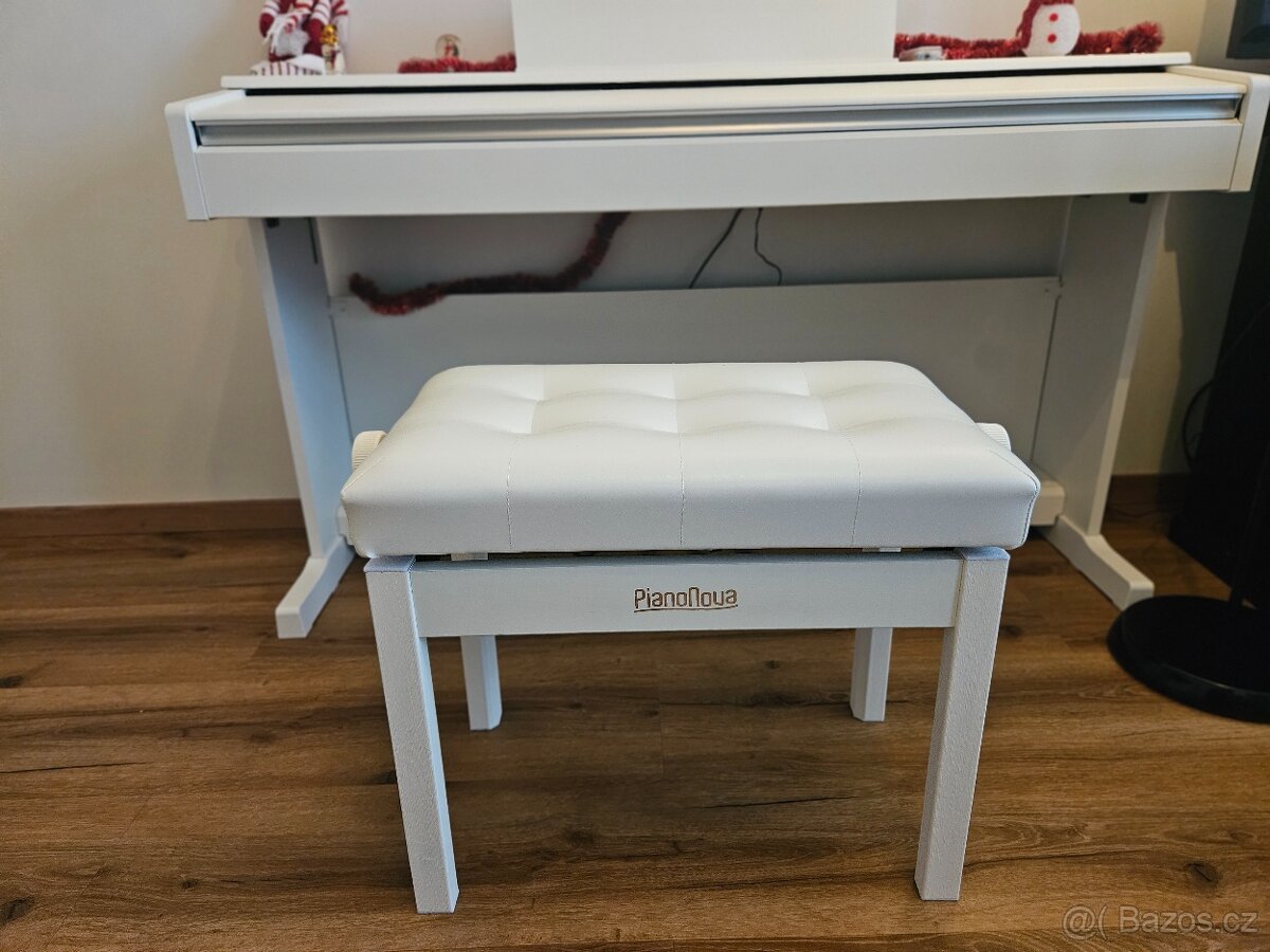 Dřevěná stolička ke klavíru Pianonova