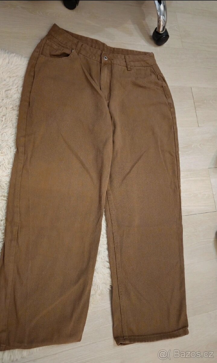 Hnědé rovné pánské kalhoty