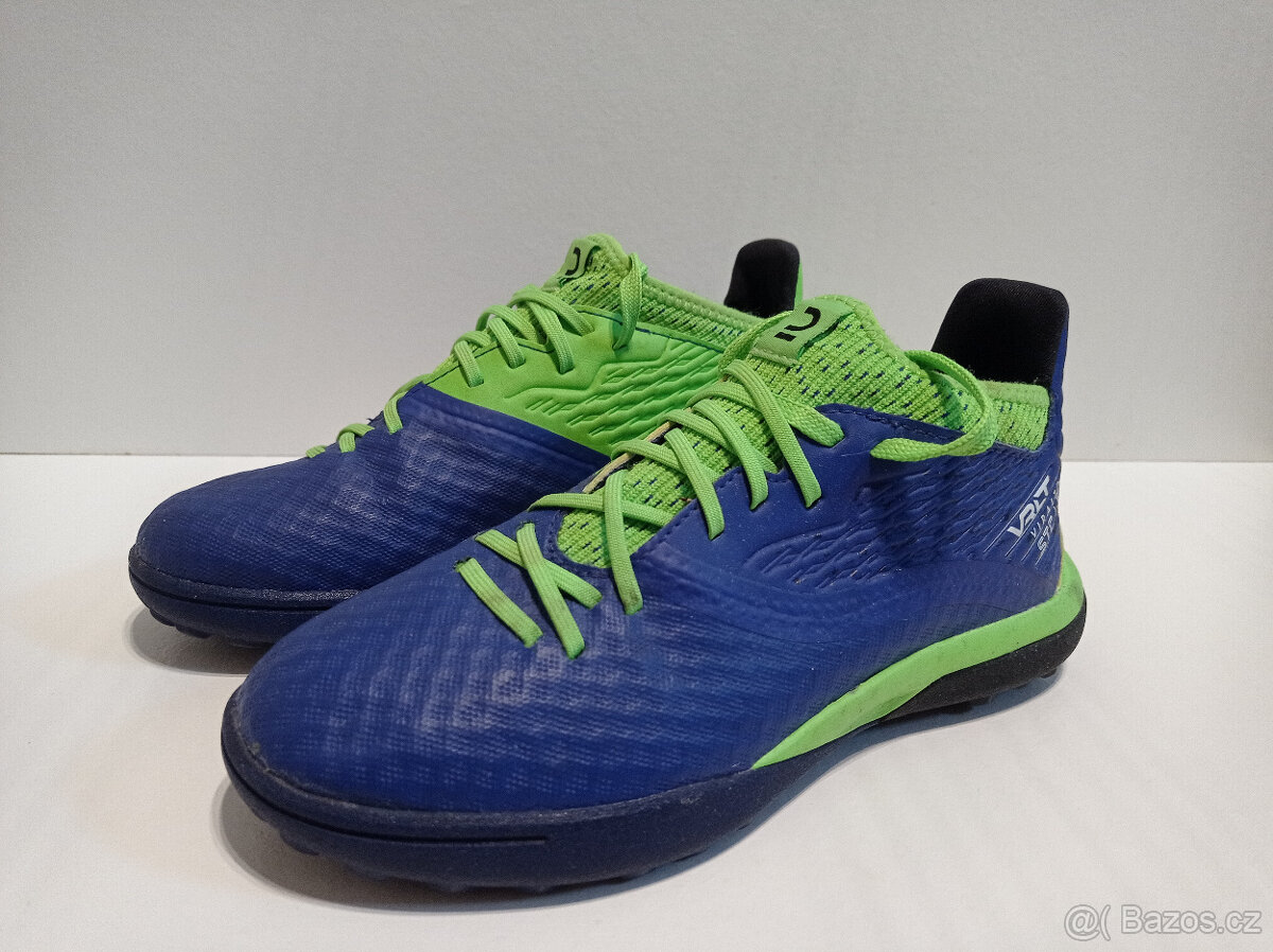 Dětské kopačky turf - vel. 34