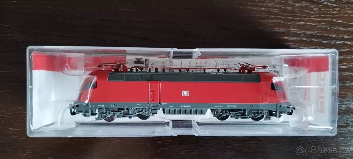 TT Lokomotiva Piko
