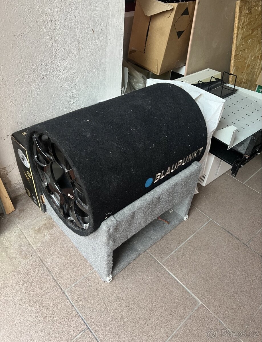 subwoofer blaupunkt +zastavba+ zesilovac