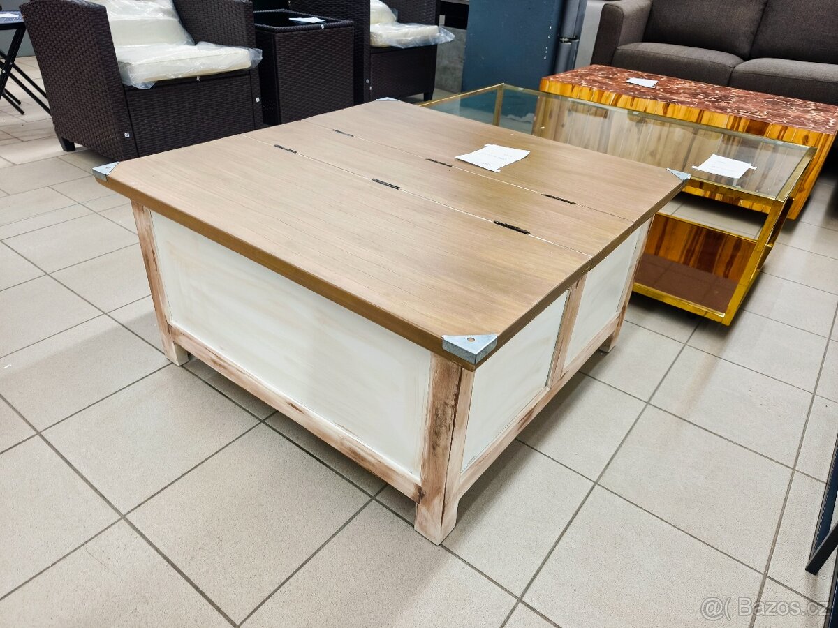 Nový luxusní dřevěný konferenční stolek